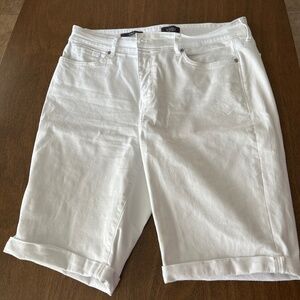 NYDJ knee length white shorts size 14